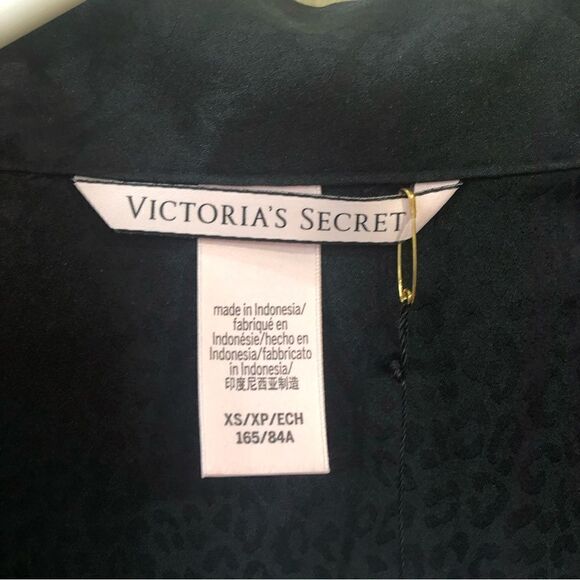 Victoria’s Secret Pajama Top - Picture 2 of 5